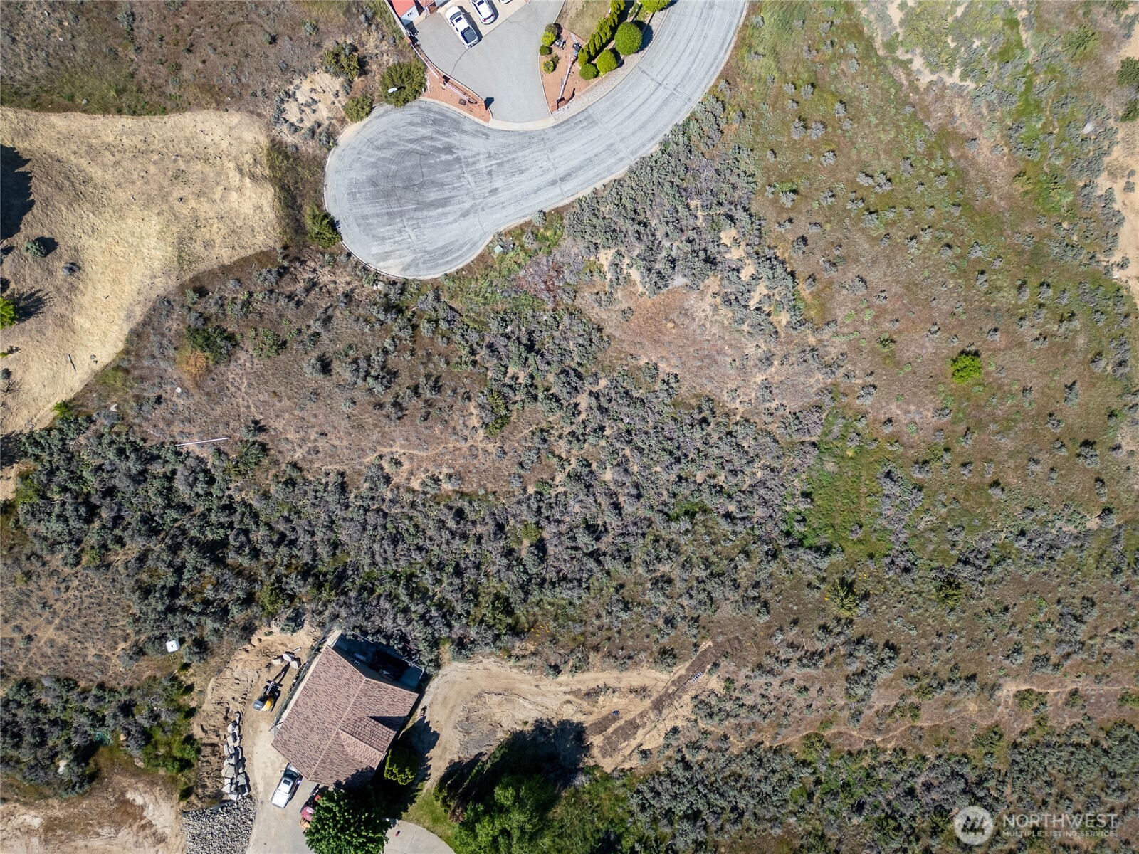 327 Mahogany Lane Property Photo 15