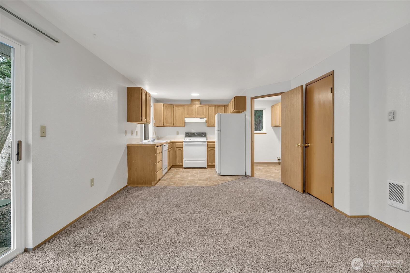 13110 138th Avenue Property Photo 6