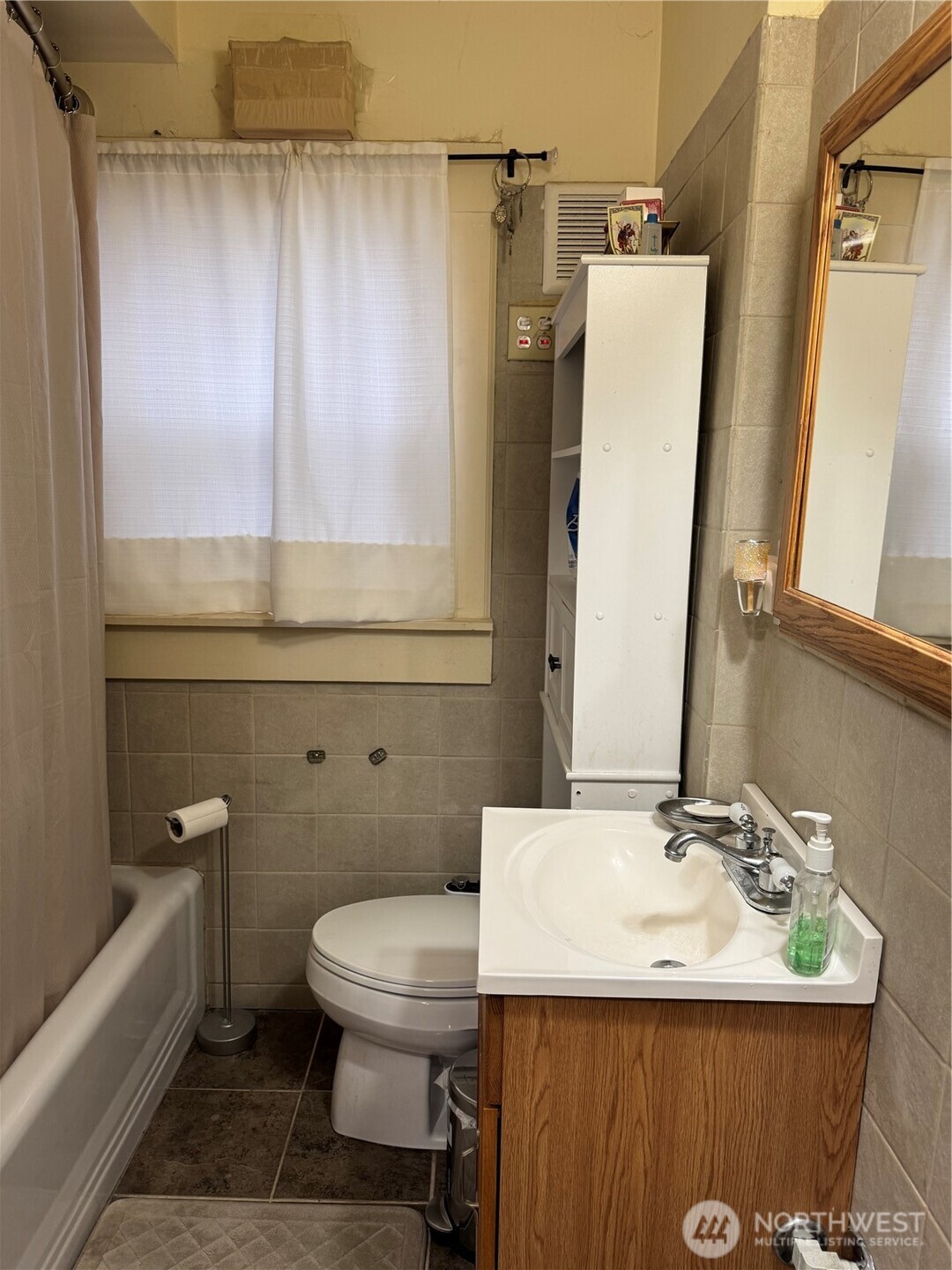 830 Ne 67th Street Property Photo 10