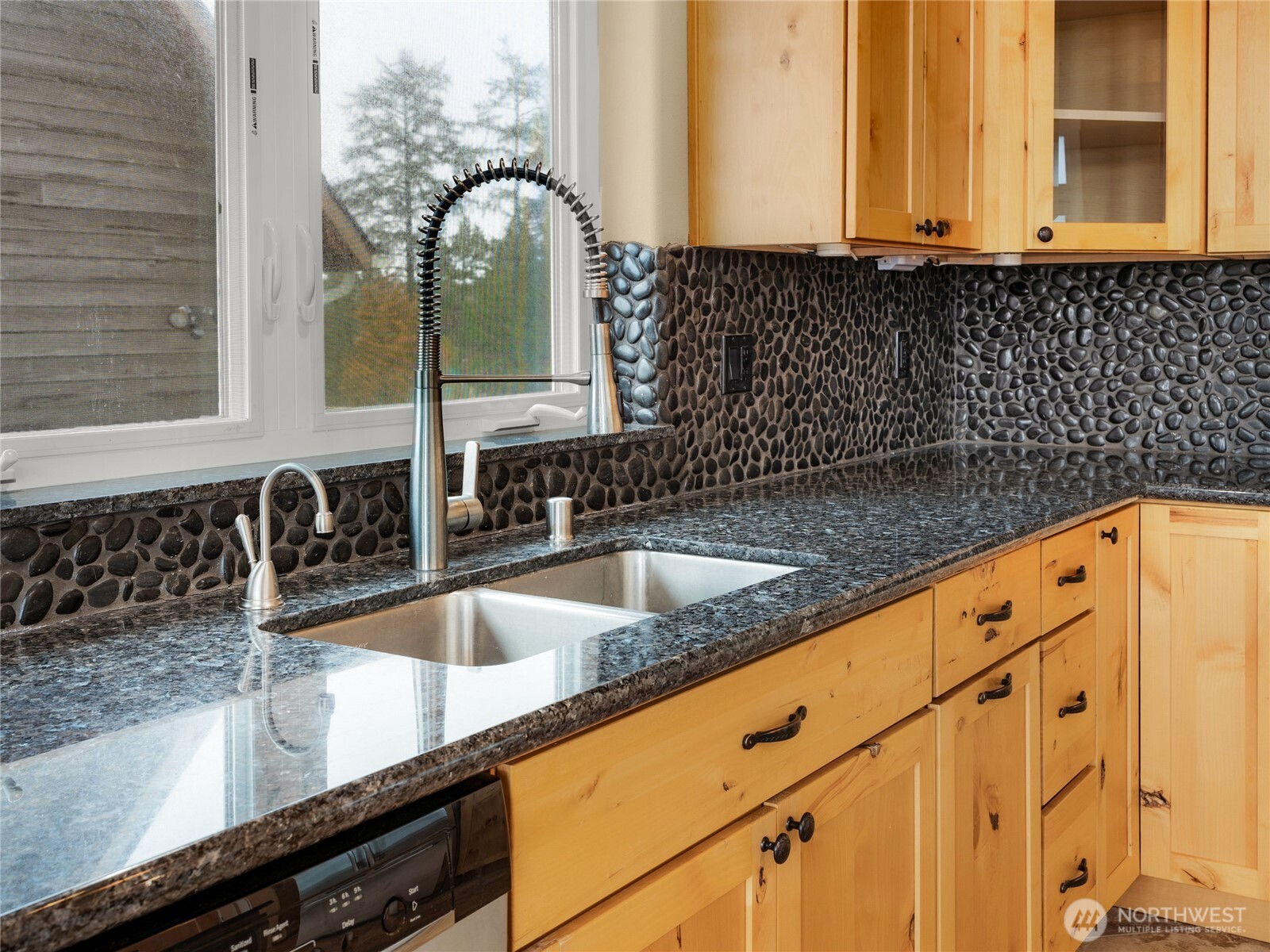 31102 J Place Property Photo 12