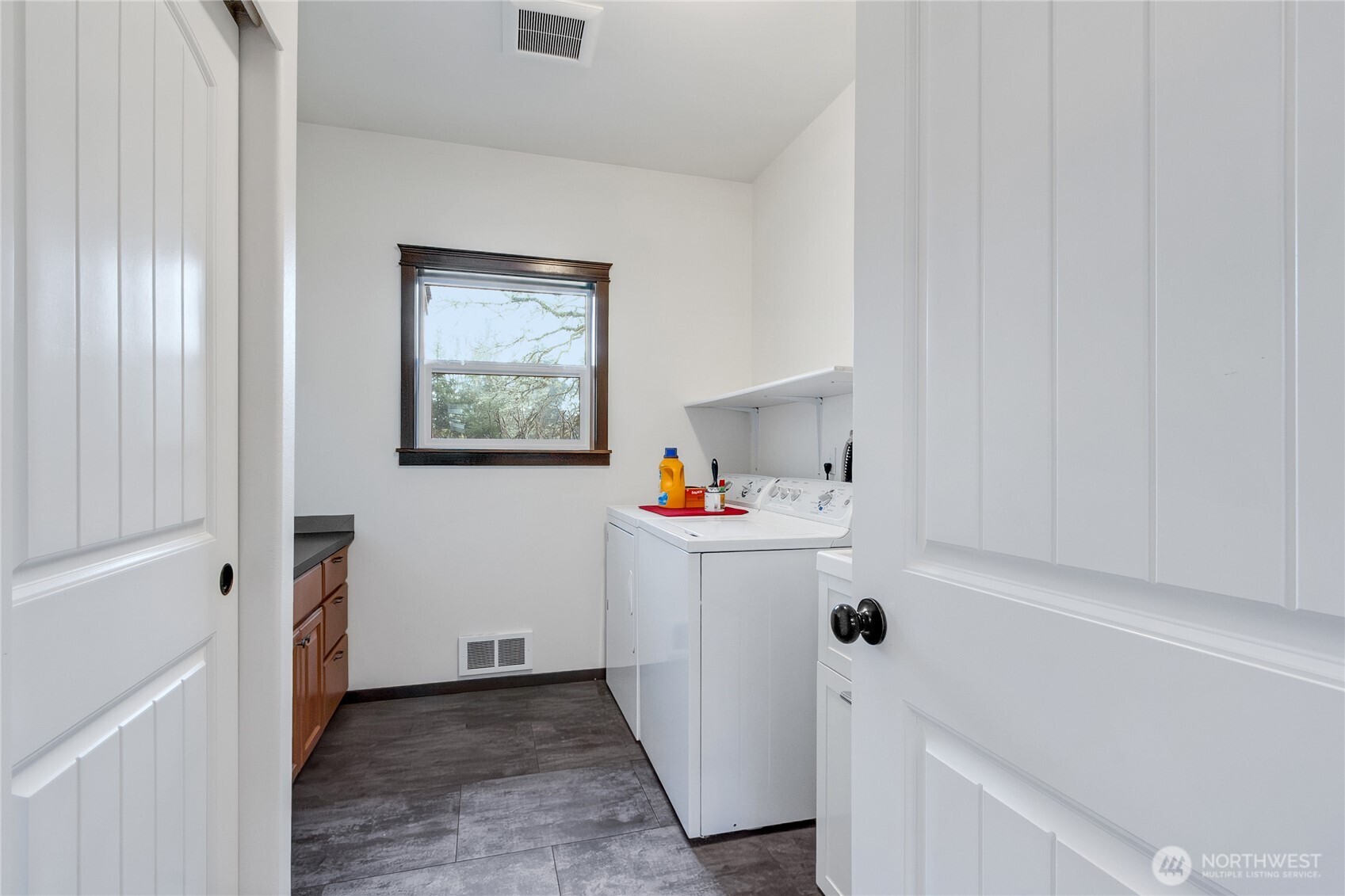 515 208th Street Property Photo 5
