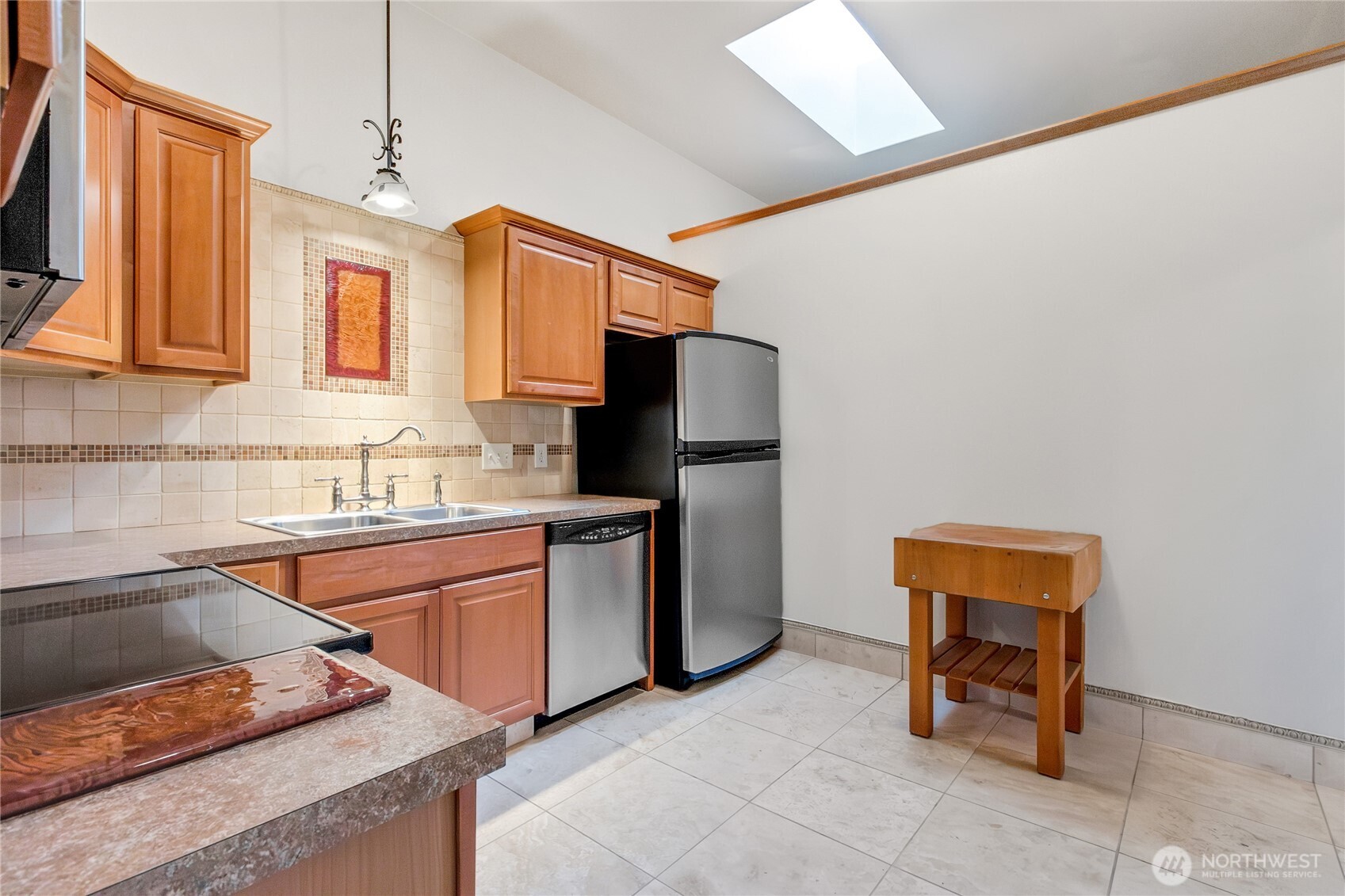 515 208th Street Property Photo 9