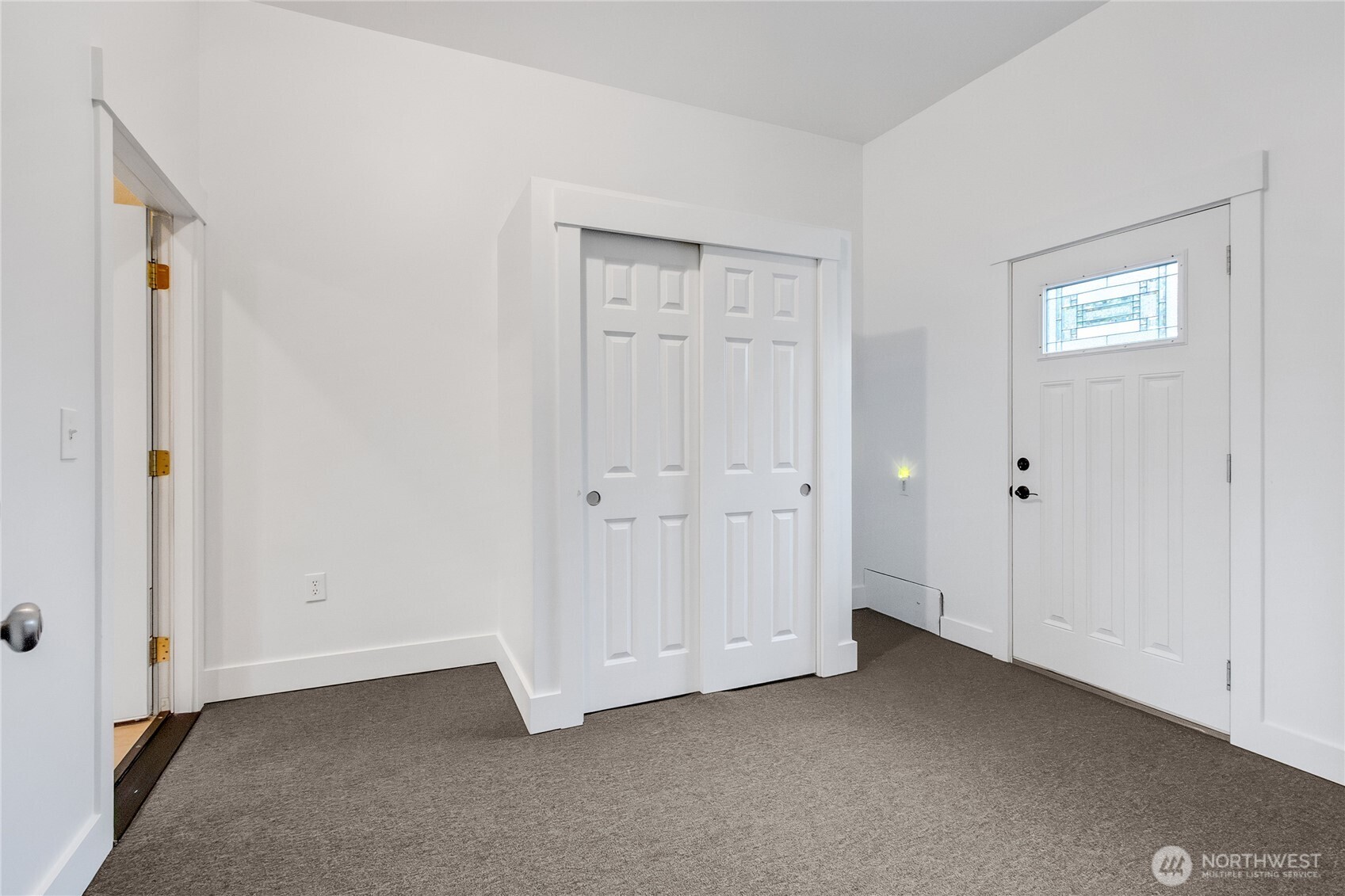 515 208th Street Property Photo 12