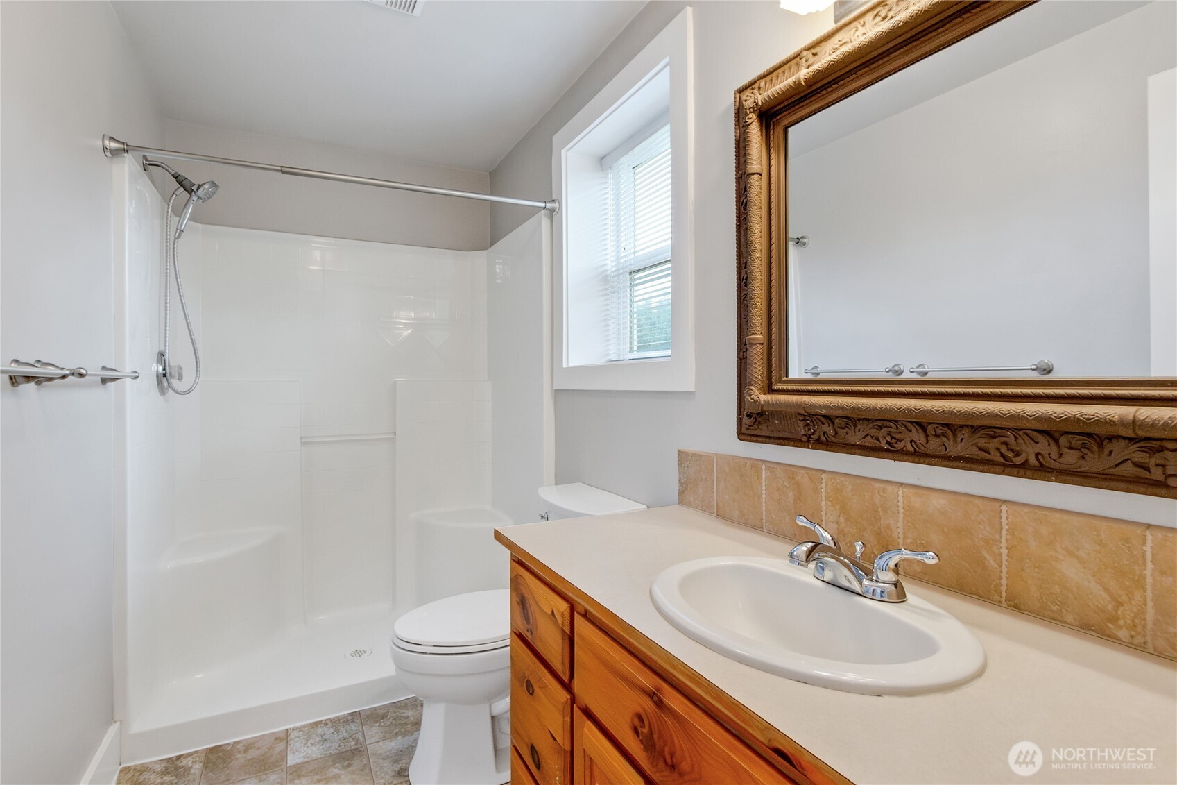 515 208th Street Property Photo 13
