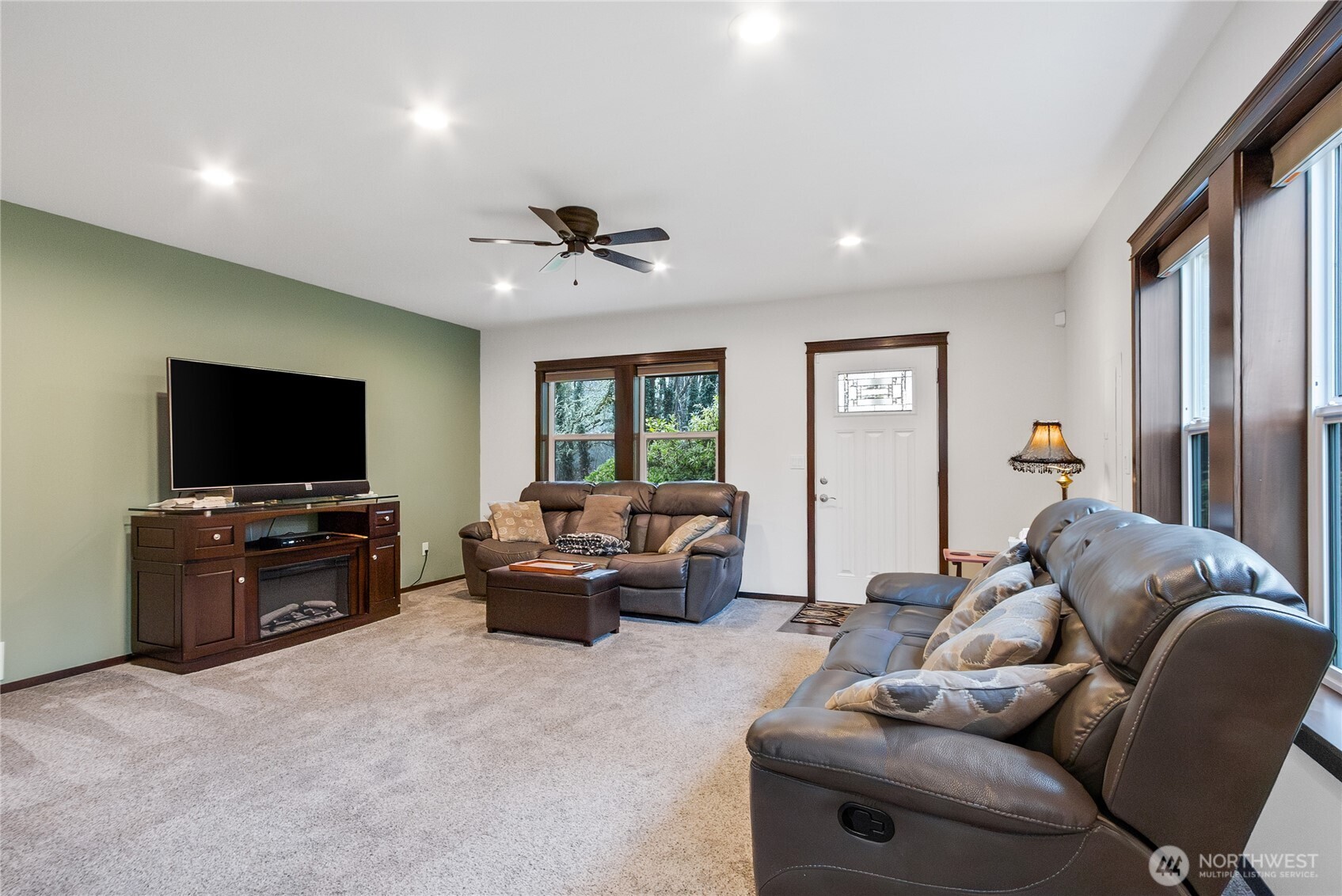 515 208th Street Property Photo 18