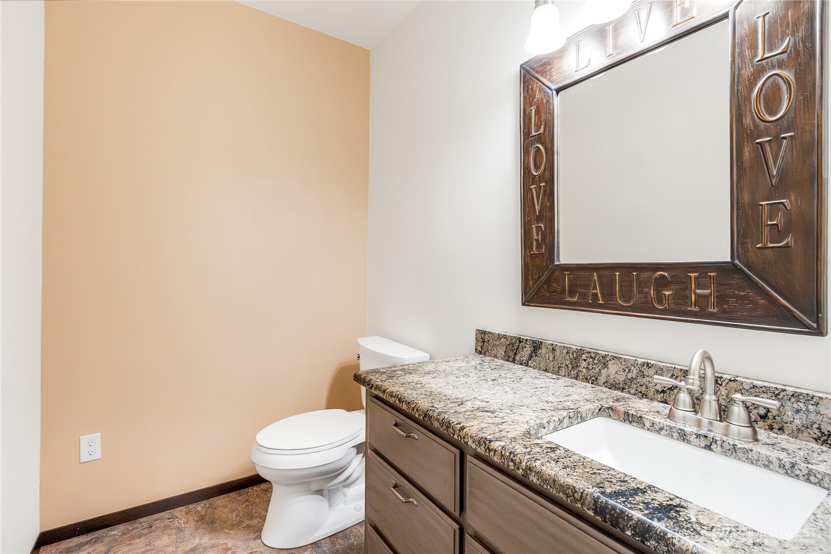 515 208th Street Property Photo 21