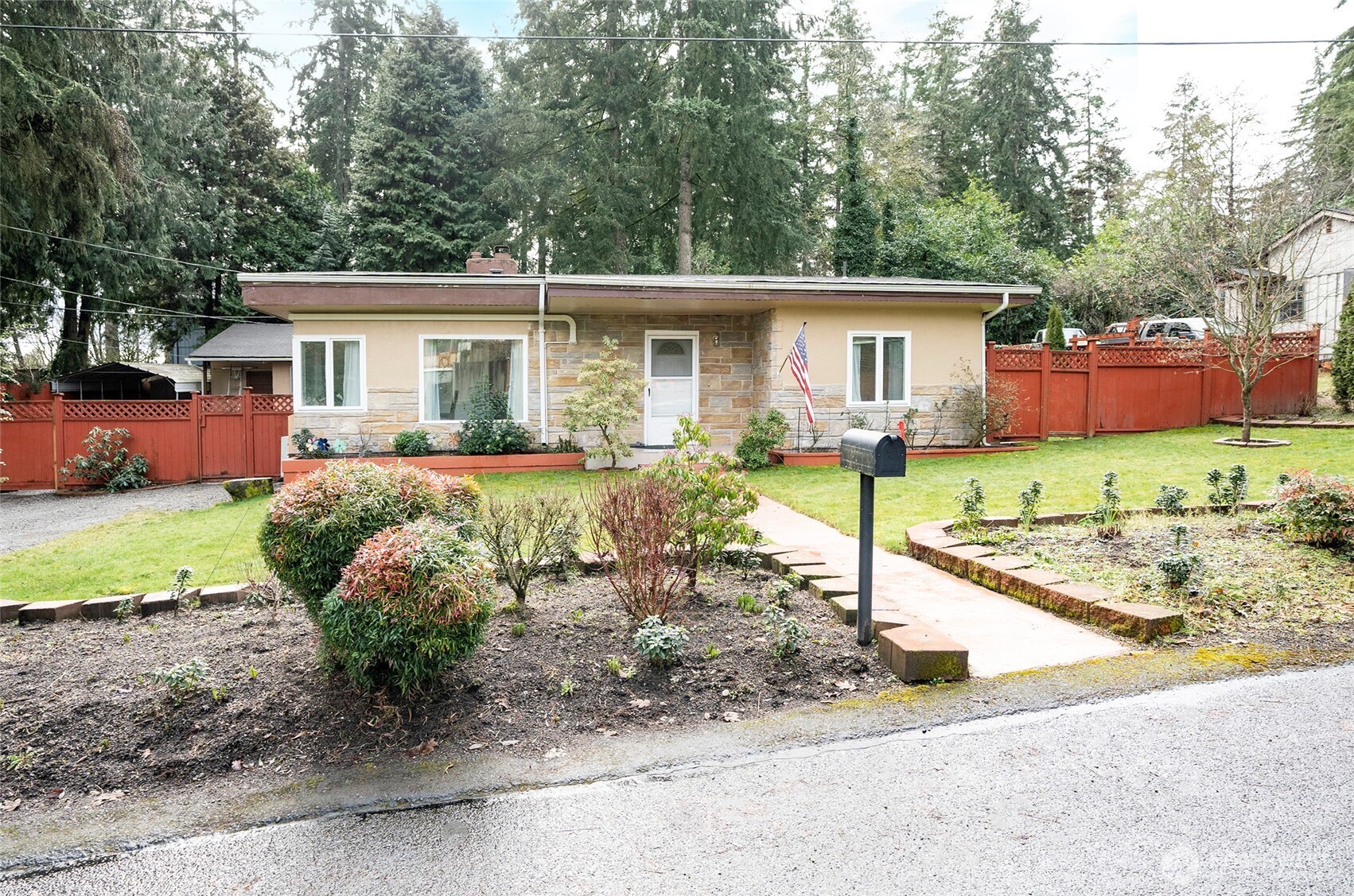 20 Sw Westlake Avenue Property Photo