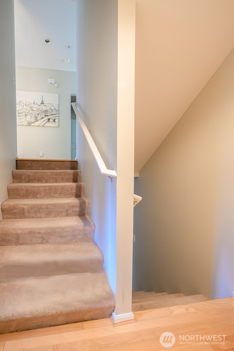 3733 S Holly Park Drive 4 Property Photo 4