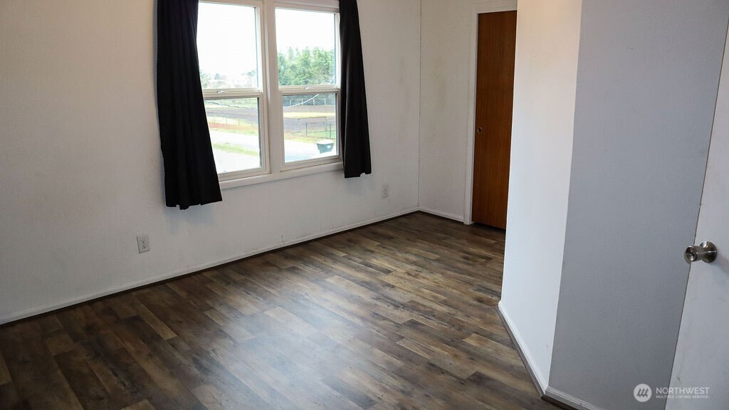 136 Morton Property Photo 19
