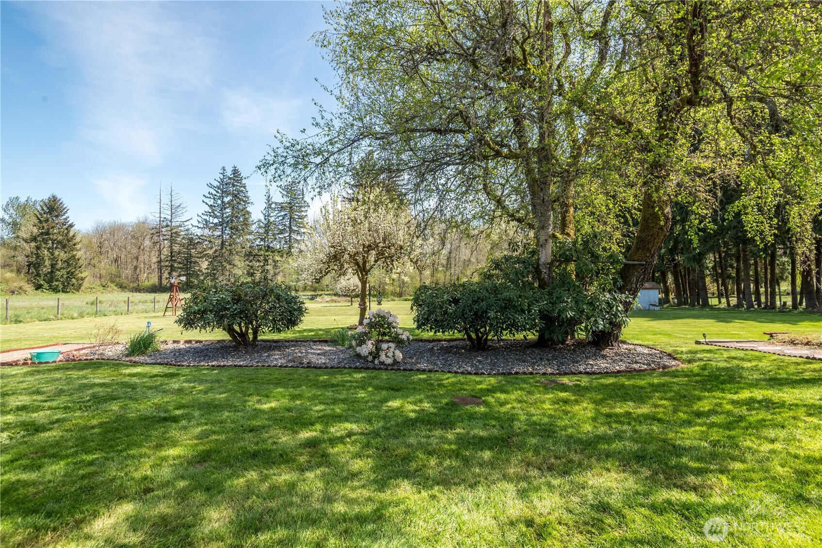 136 Morton Property Photo 25