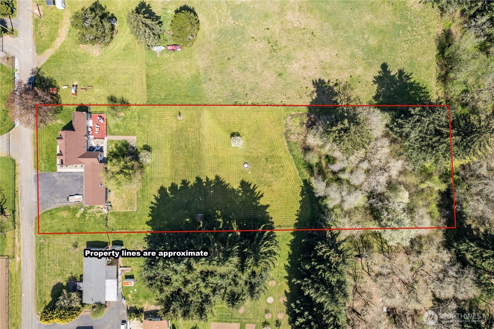 136 Morton Property Photo 32