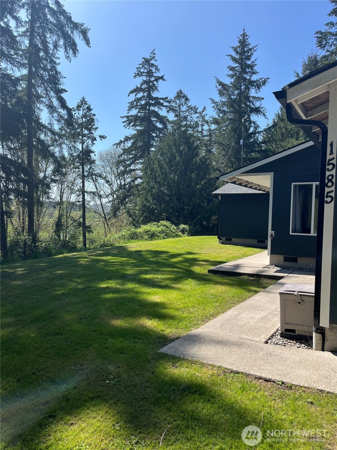 1585 Big Hanaford Road Property Photo 4