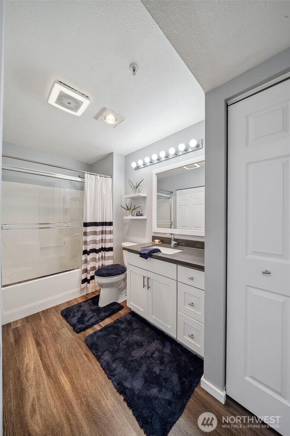 11130 Se 208th Street G103 Property Photo 13