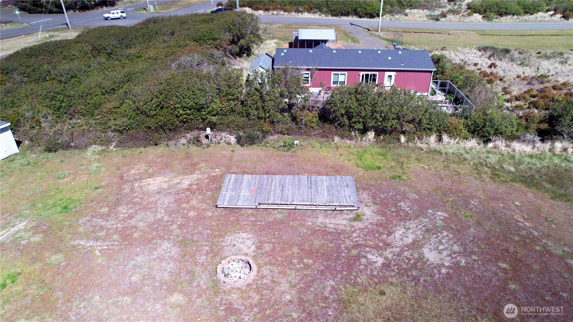 1014 Inglewood Court Property Photo 6