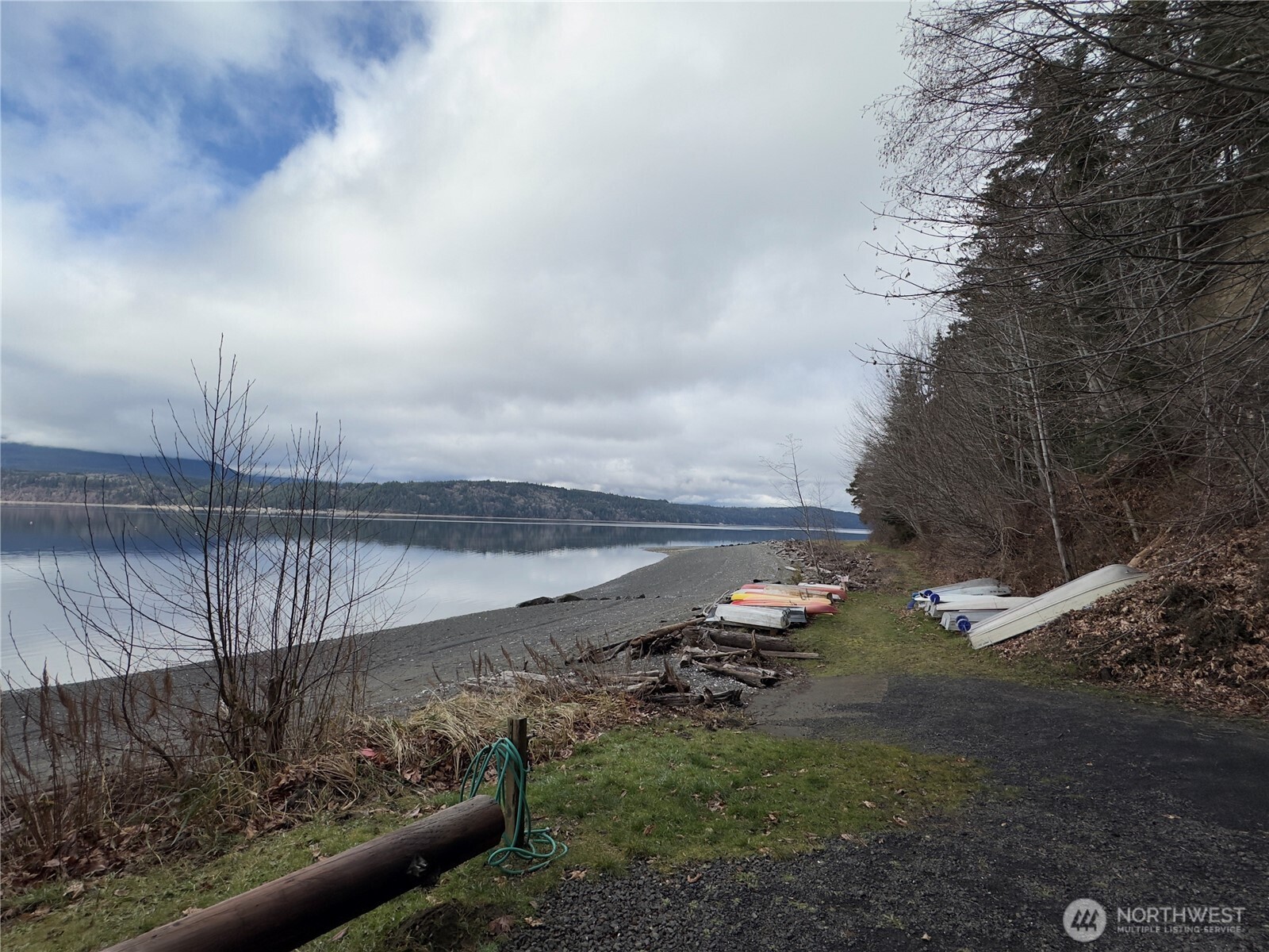 376 Beach Drive Property Photo 16