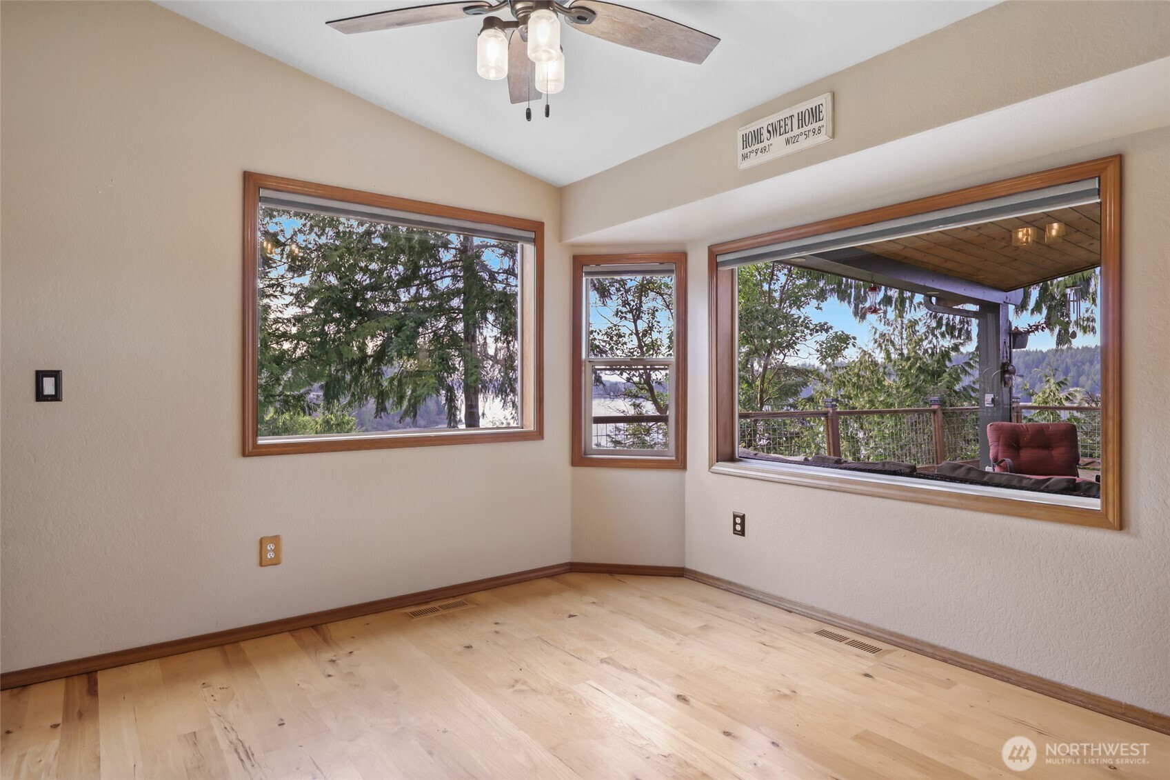 3234 Fishtrap Loop Property Photo 17