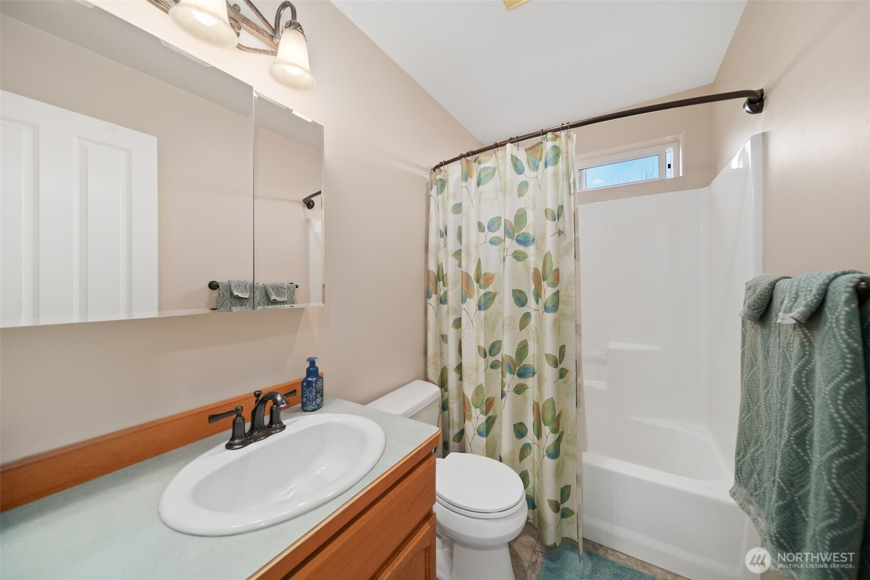 1843 Jolen Dr Property Photo 23