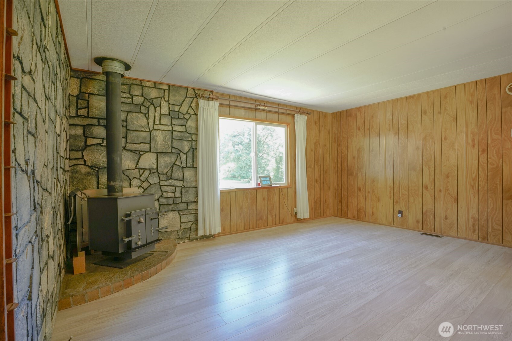 293492 State Route 101 Highway Property Photo 14