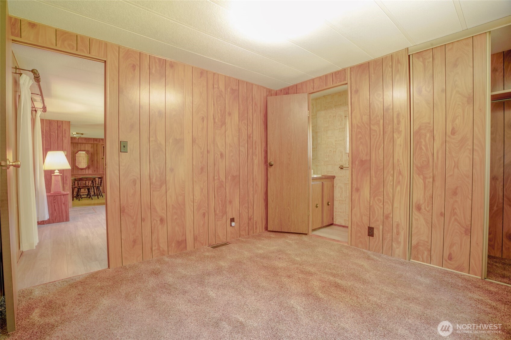 293492 State Route 101 Highway Property Photo 15