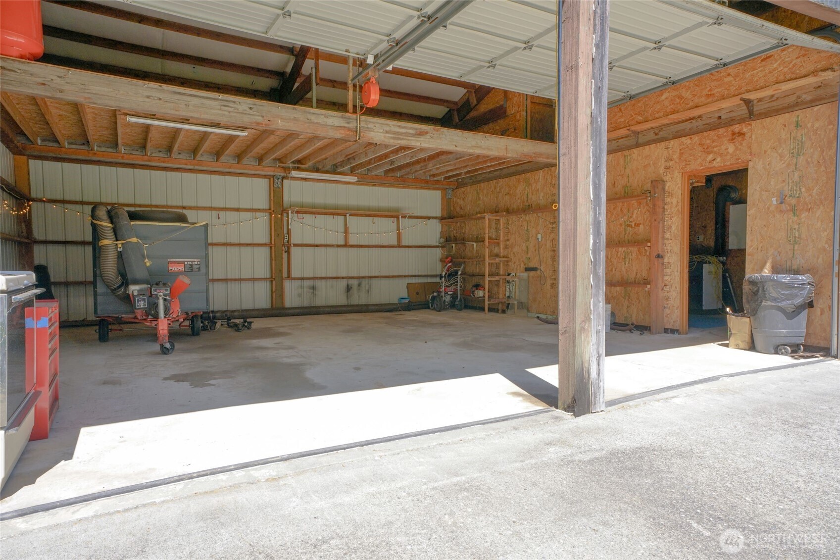 293492 State Route 101 Highway Property Photo 27