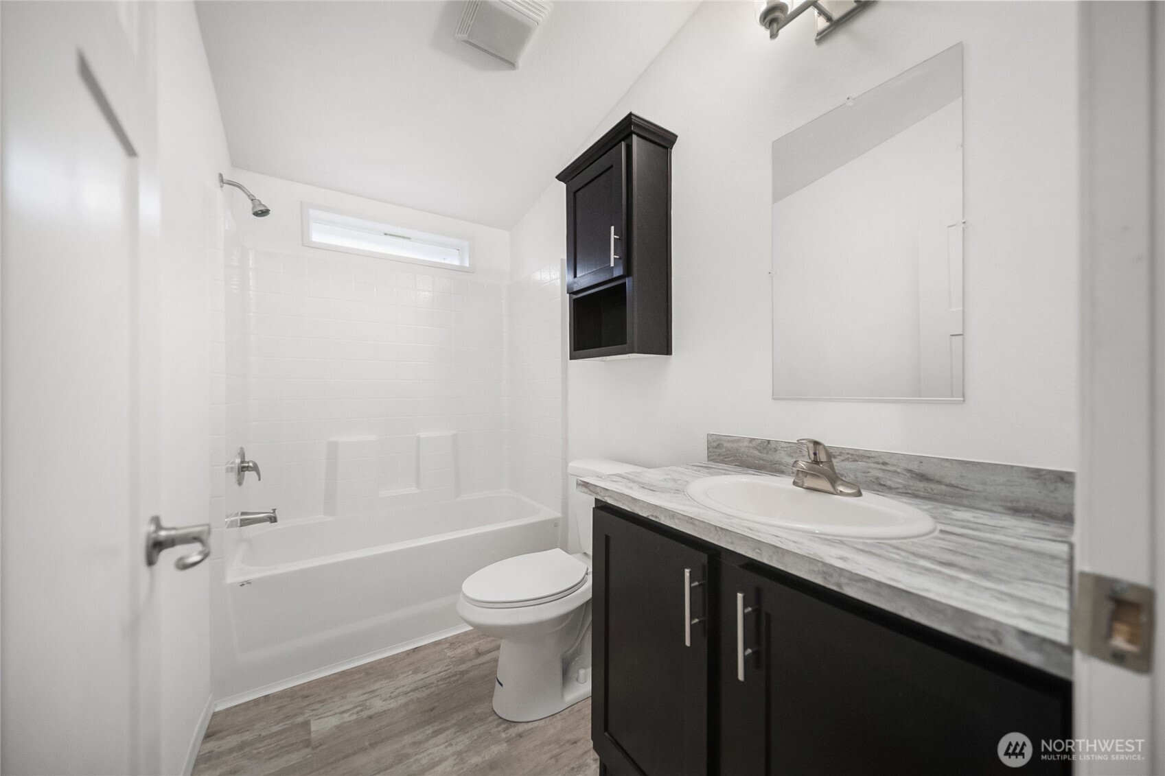 6110 Harlow Property Photo 9