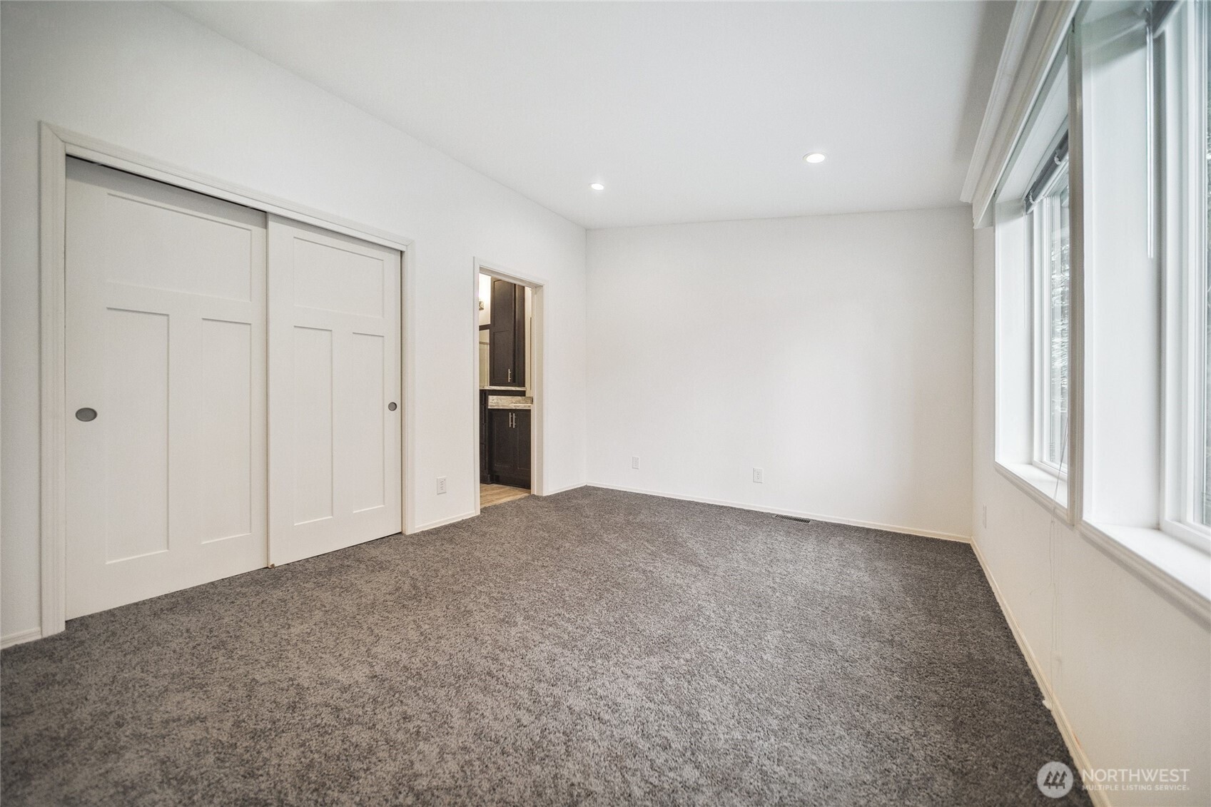 6104 Harlow Drive Property Photo 13