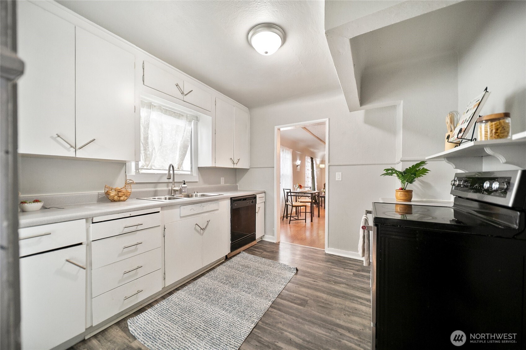 1105 6th Street Property Photo 7