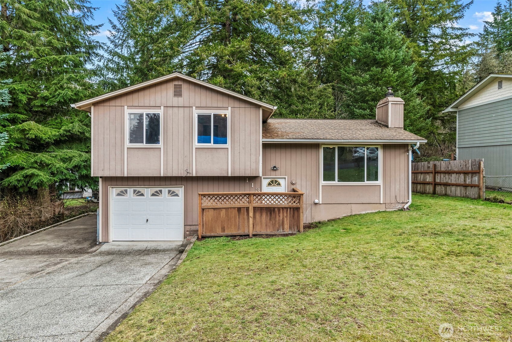 113 Maryhill Drive Property Photo