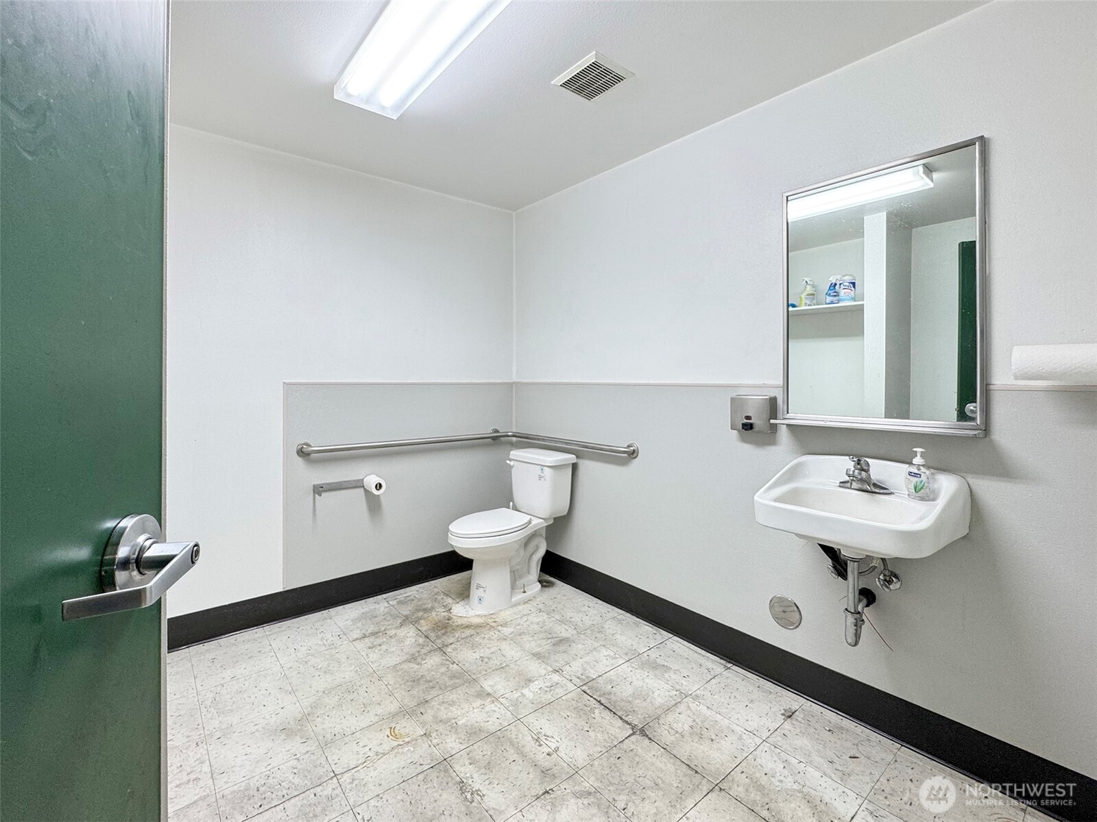 301 Business Park Loop Property Photo 20