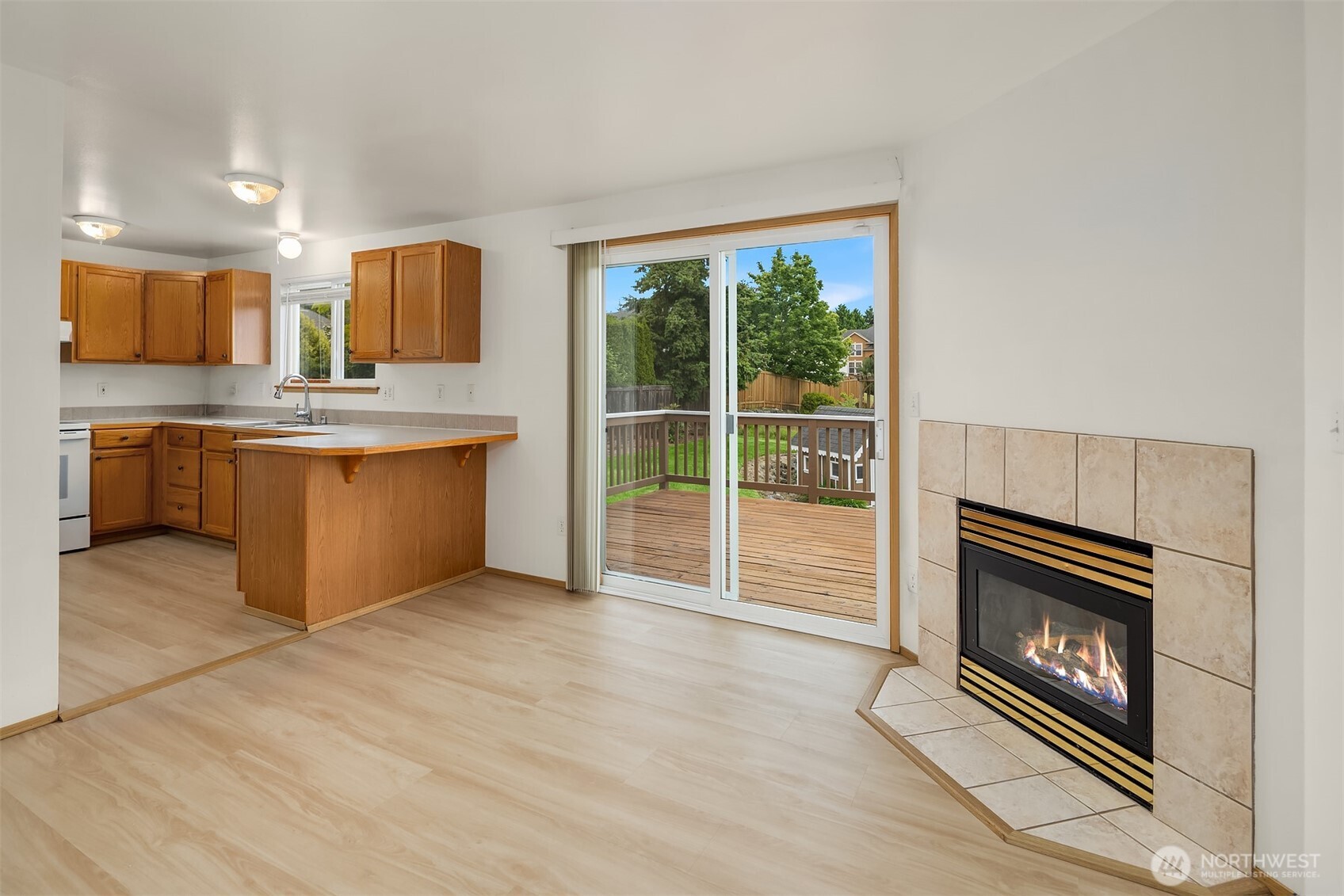 3802 Carpenter Street Property Photo 9