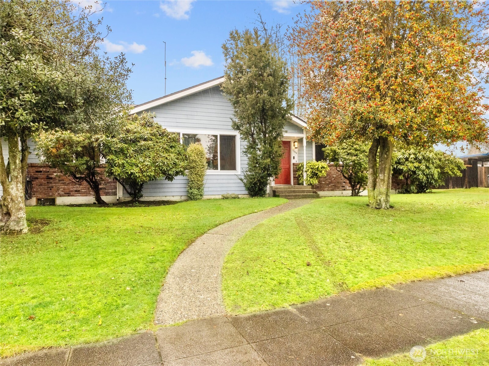 1506 N Stevens Street Property Photo 2