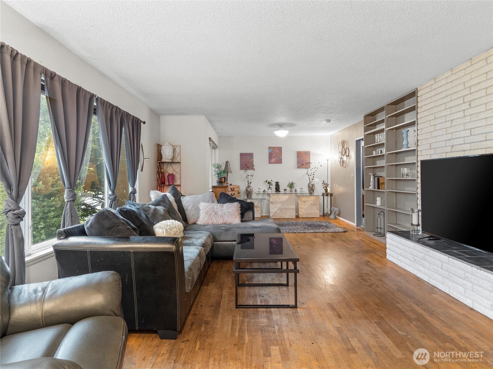 1506 N Stevens Street Property Photo 5