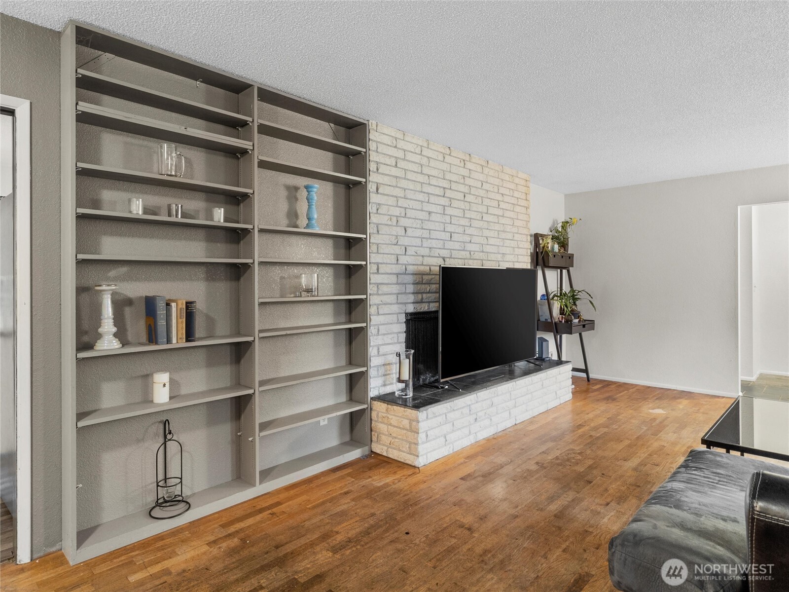 1506 N Stevens Street Property Photo 8