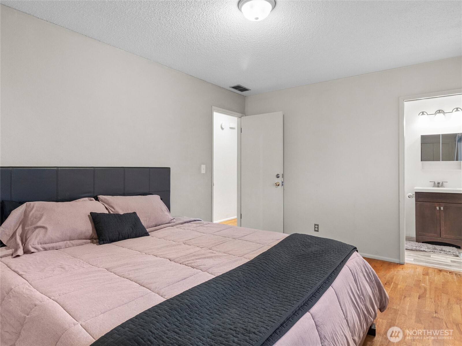 1506 N Stevens Street Property Photo 23