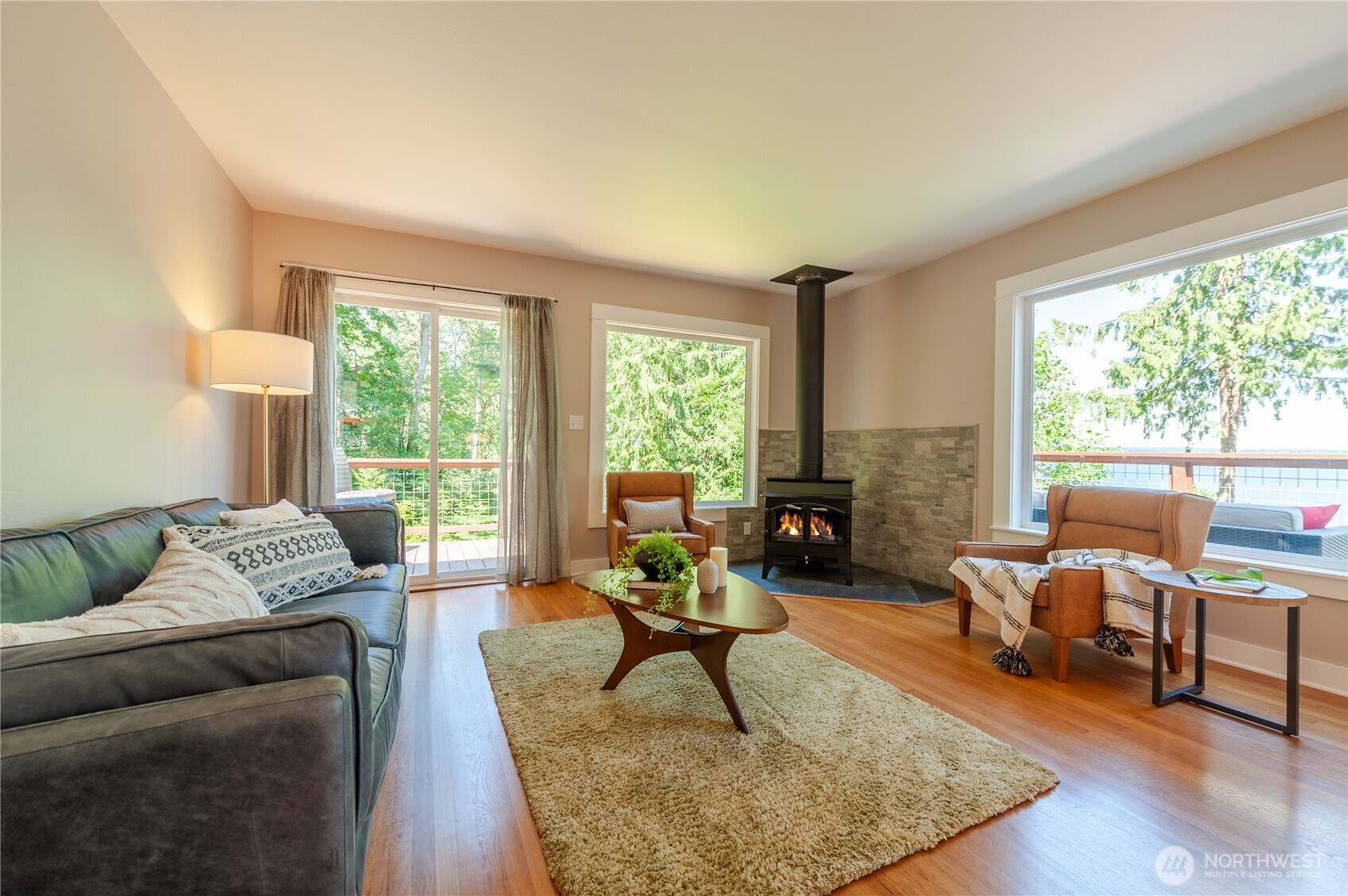 1418 Seacrest Drive Property Photo 10