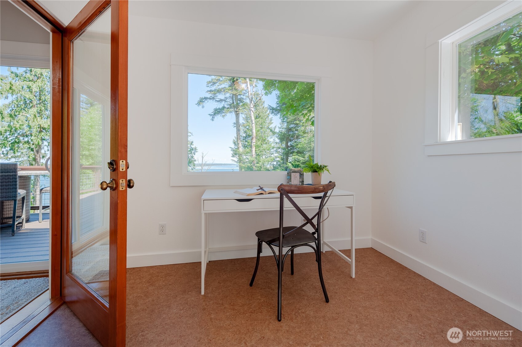 1418 Seacrest Drive Property Photo 16