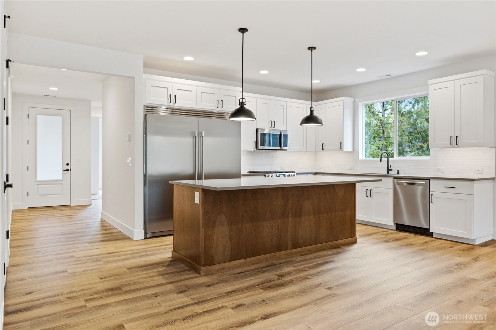 10906 145th Street Property Photo 3