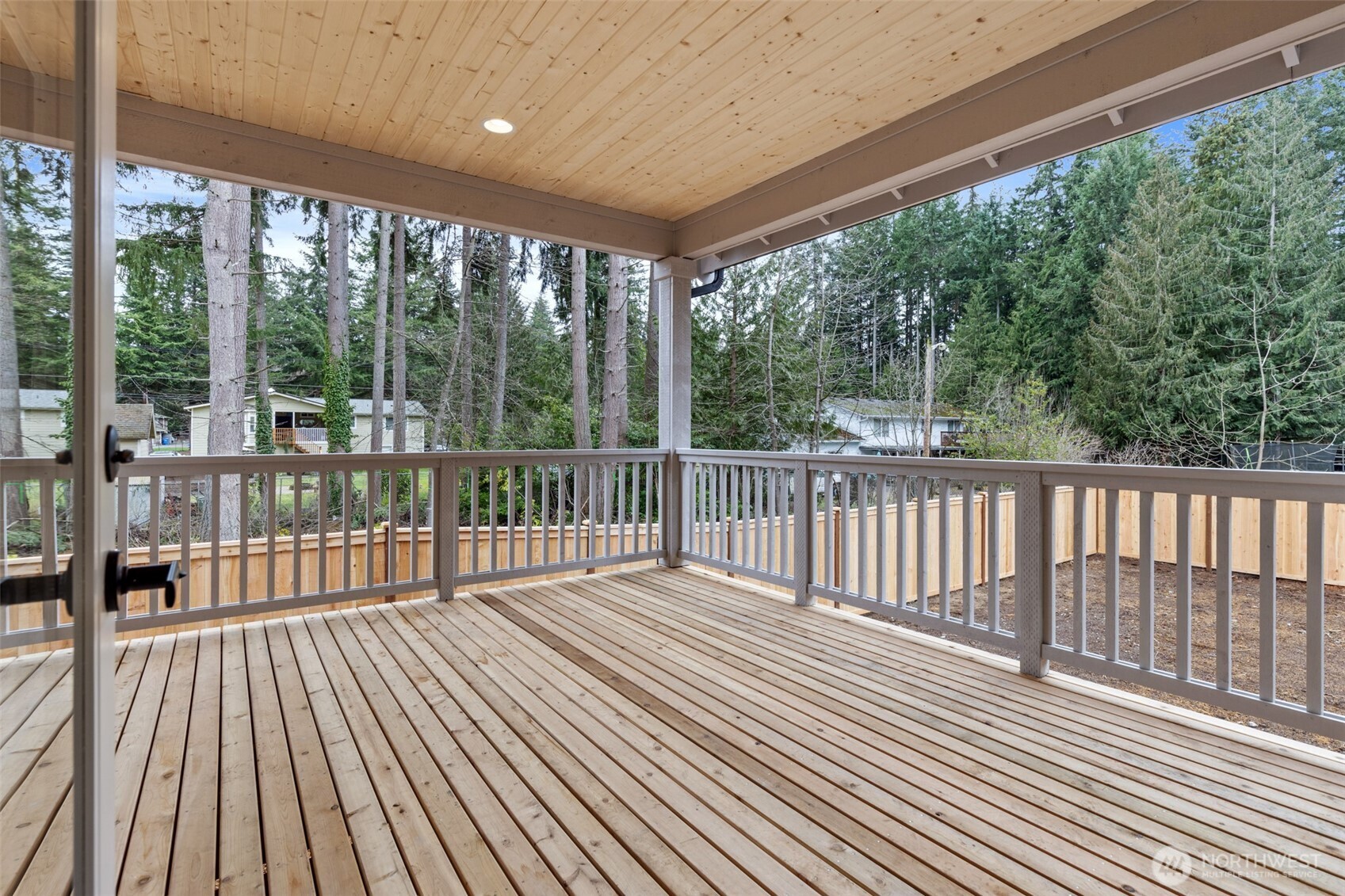 10906 145th Street Property Photo 5