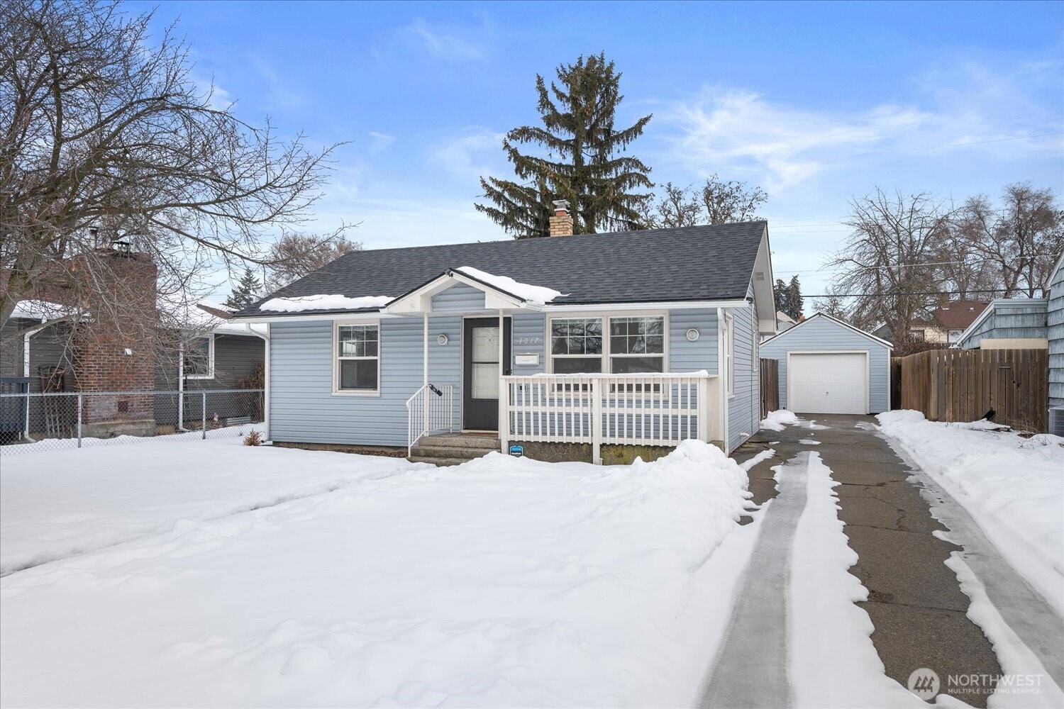 1017 E Walton Avenue Property Photo