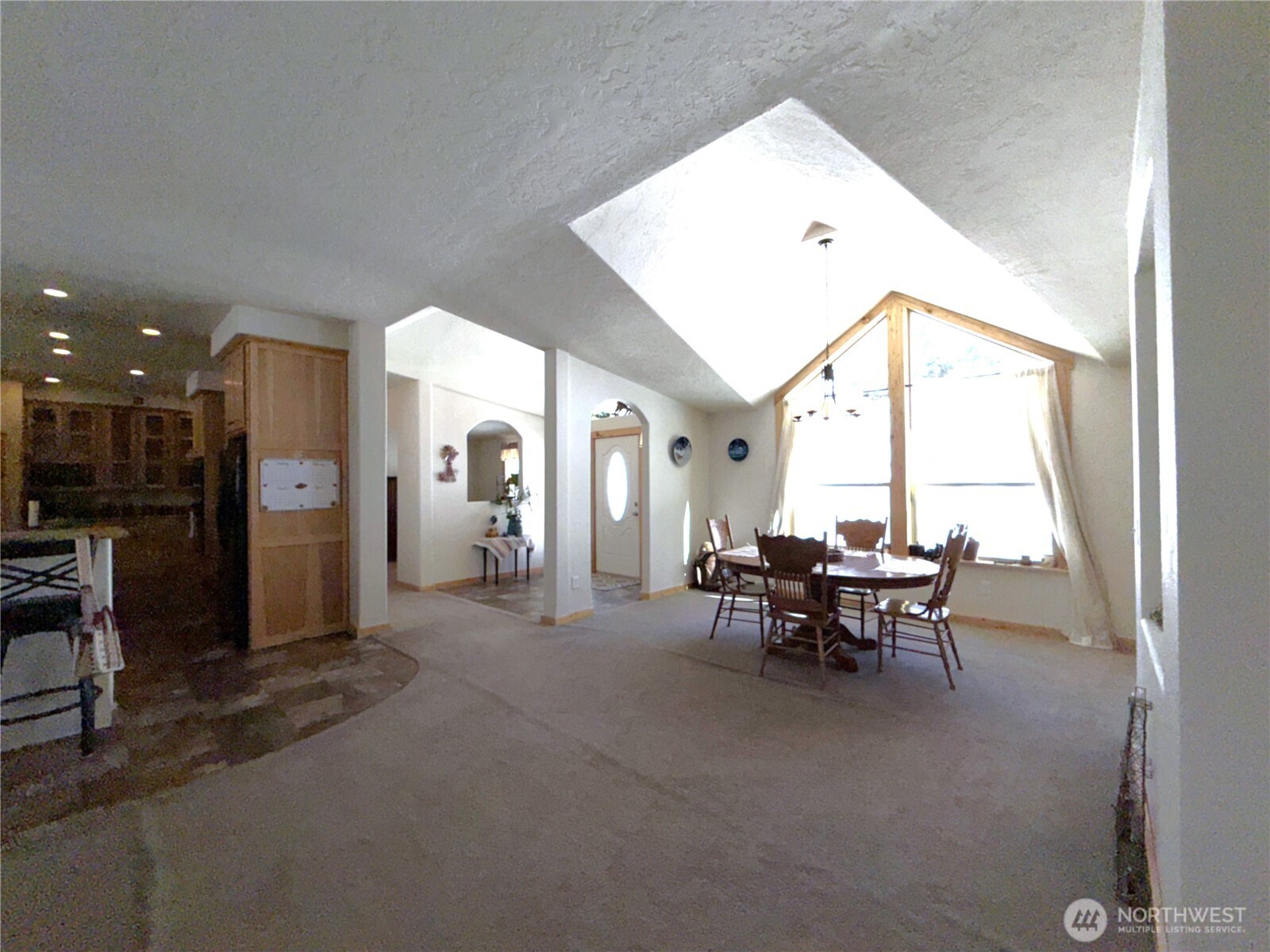 920 Toroda Creek Road Property Photo 10