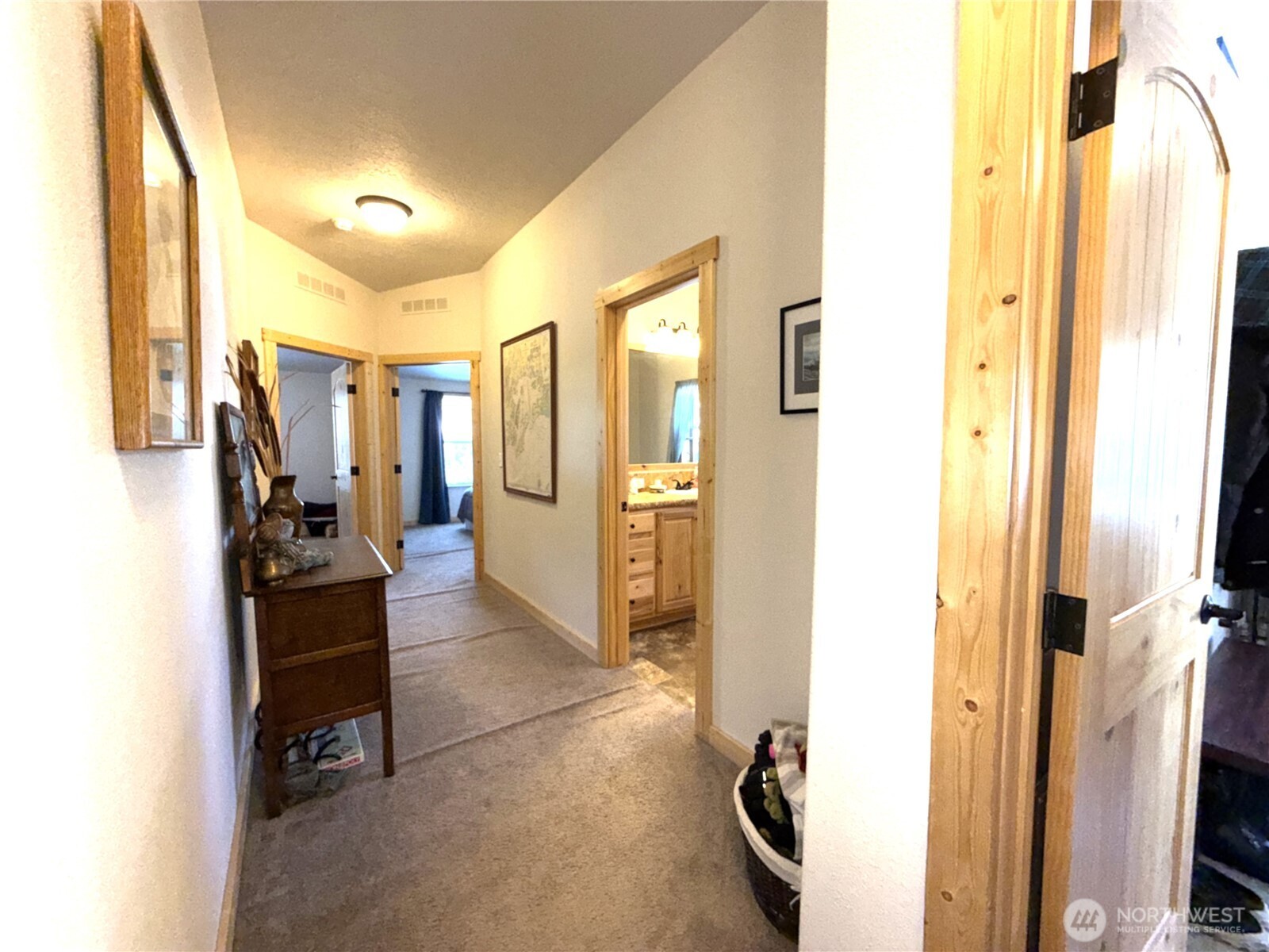920 Toroda Creek Road Property Photo 15