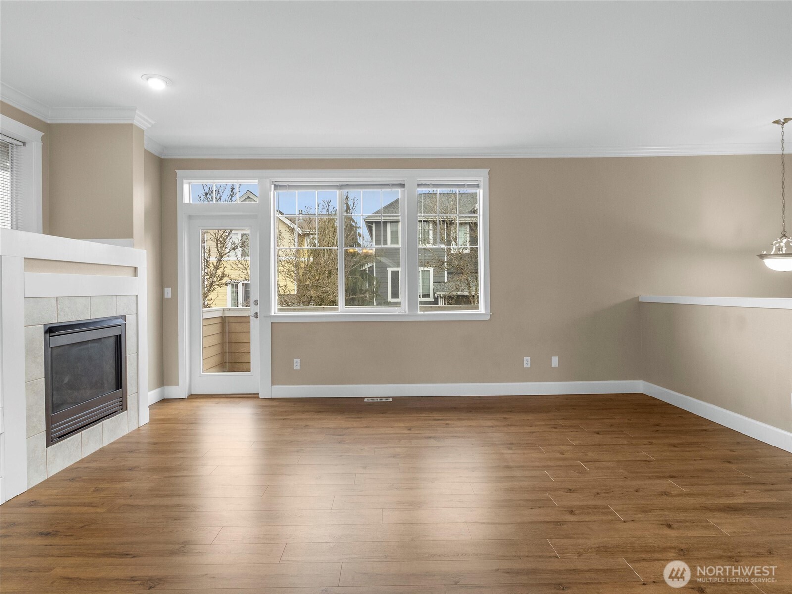 106 Birch Street Property Photo 5