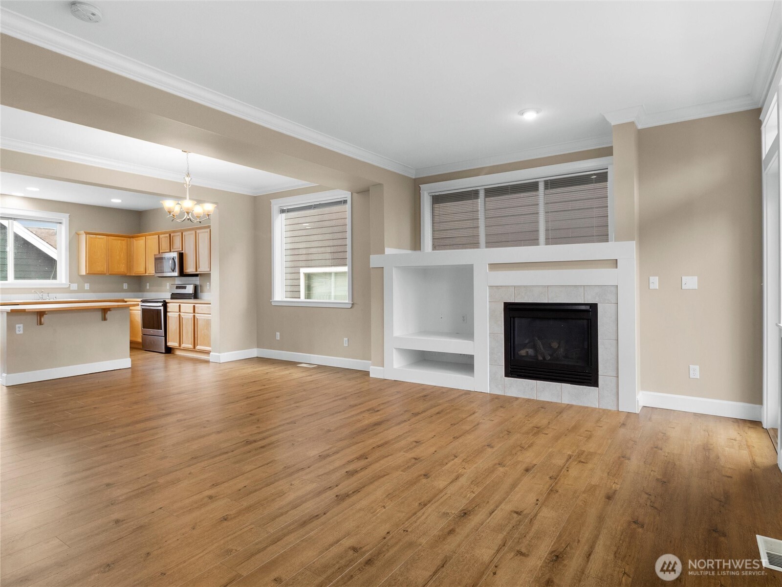 106 Birch Street Property Photo 6