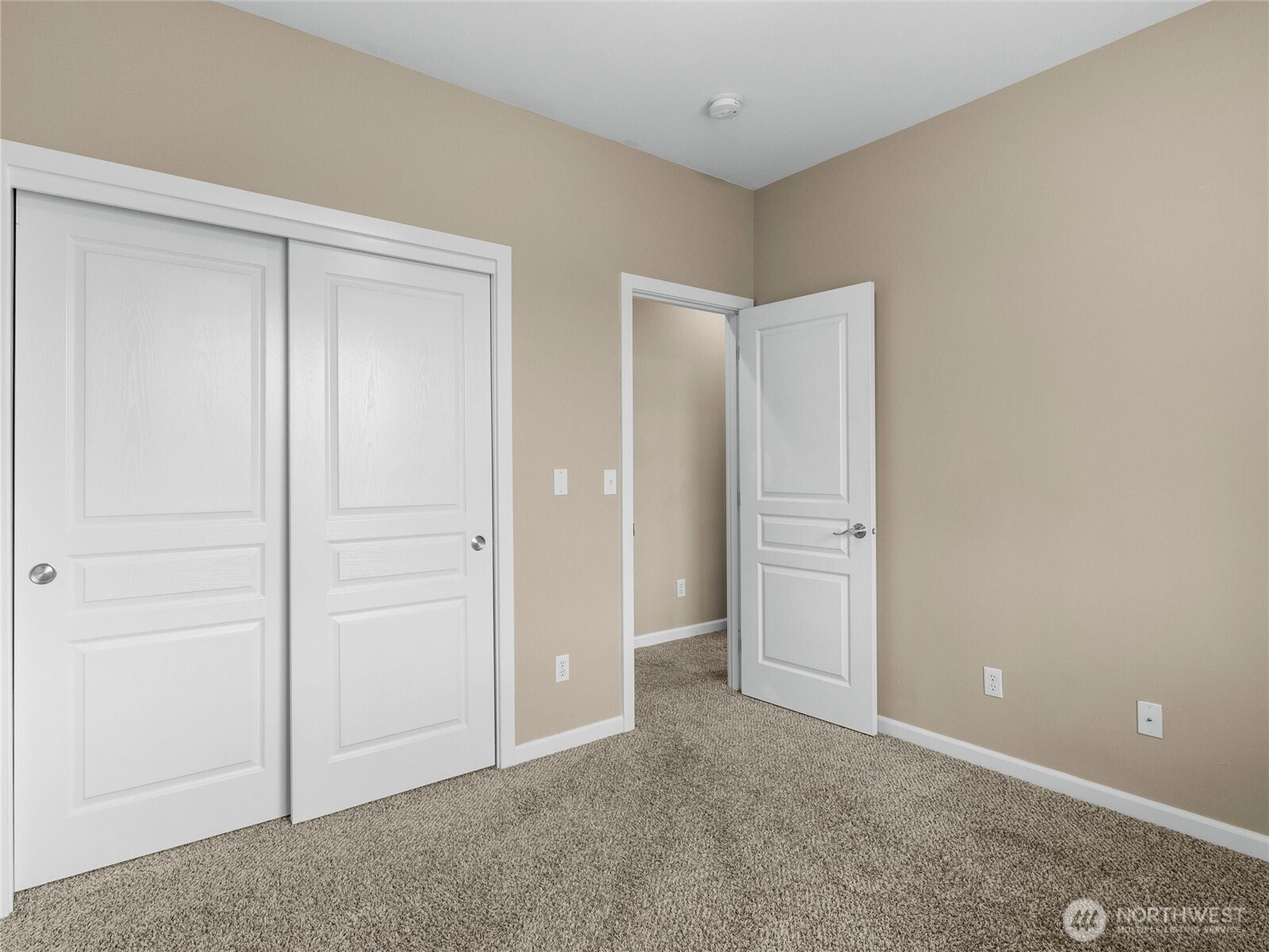 106 Birch Street Property Photo 14
