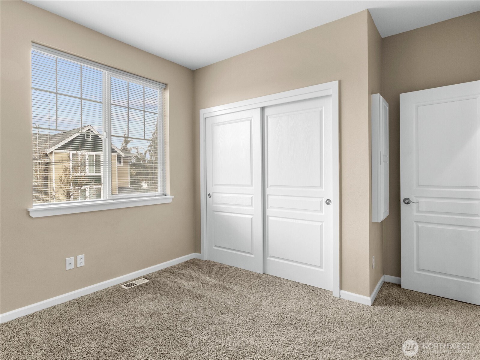 106 Birch Street Property Photo 16