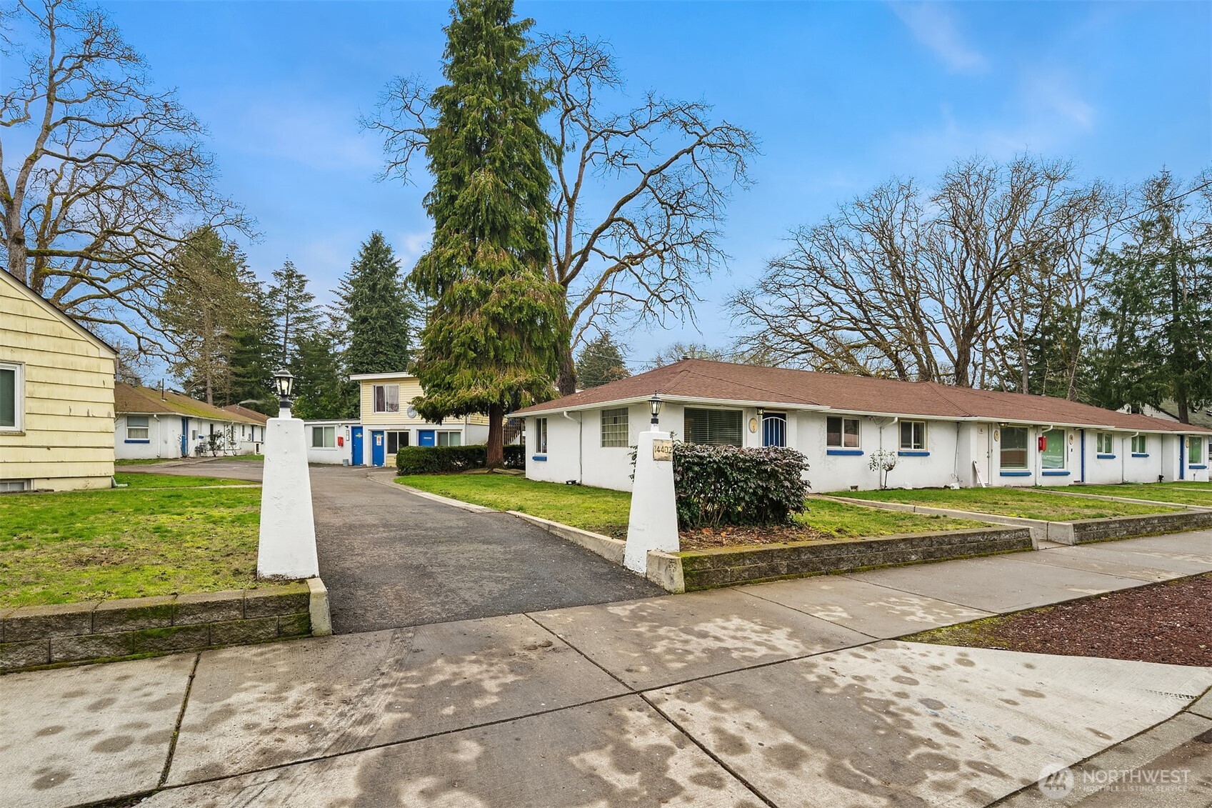 14402 Washington Avenue Property Photo