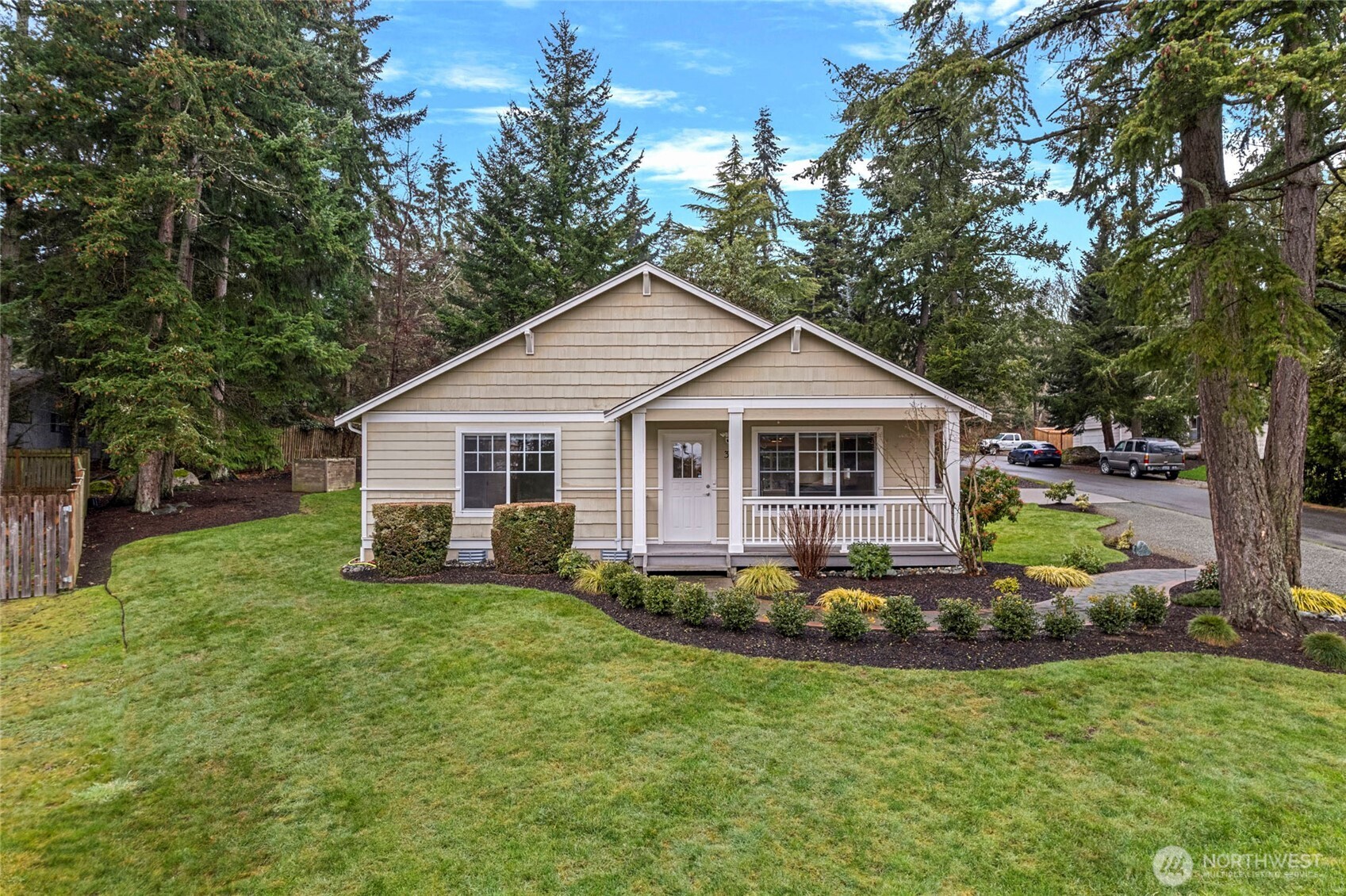 398 Nooksack Pl Property Photo