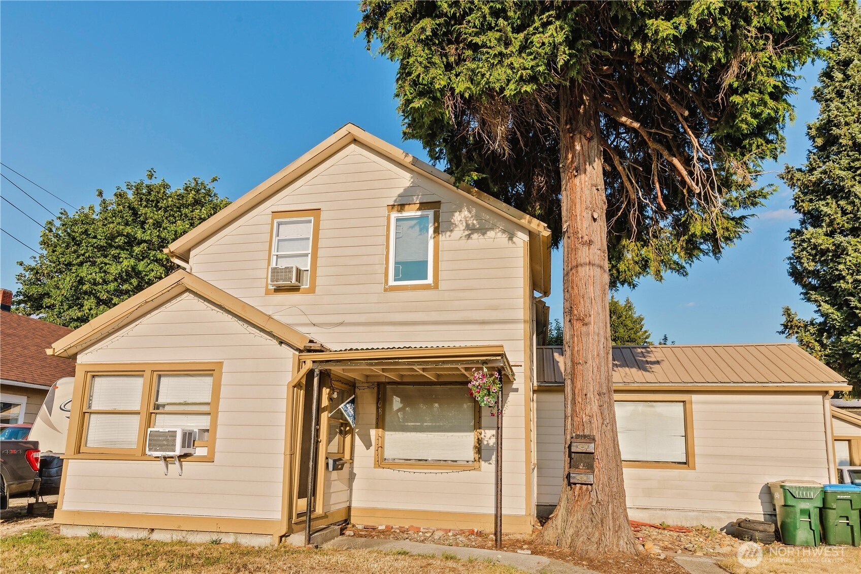 108 N Gold Street Property Photo