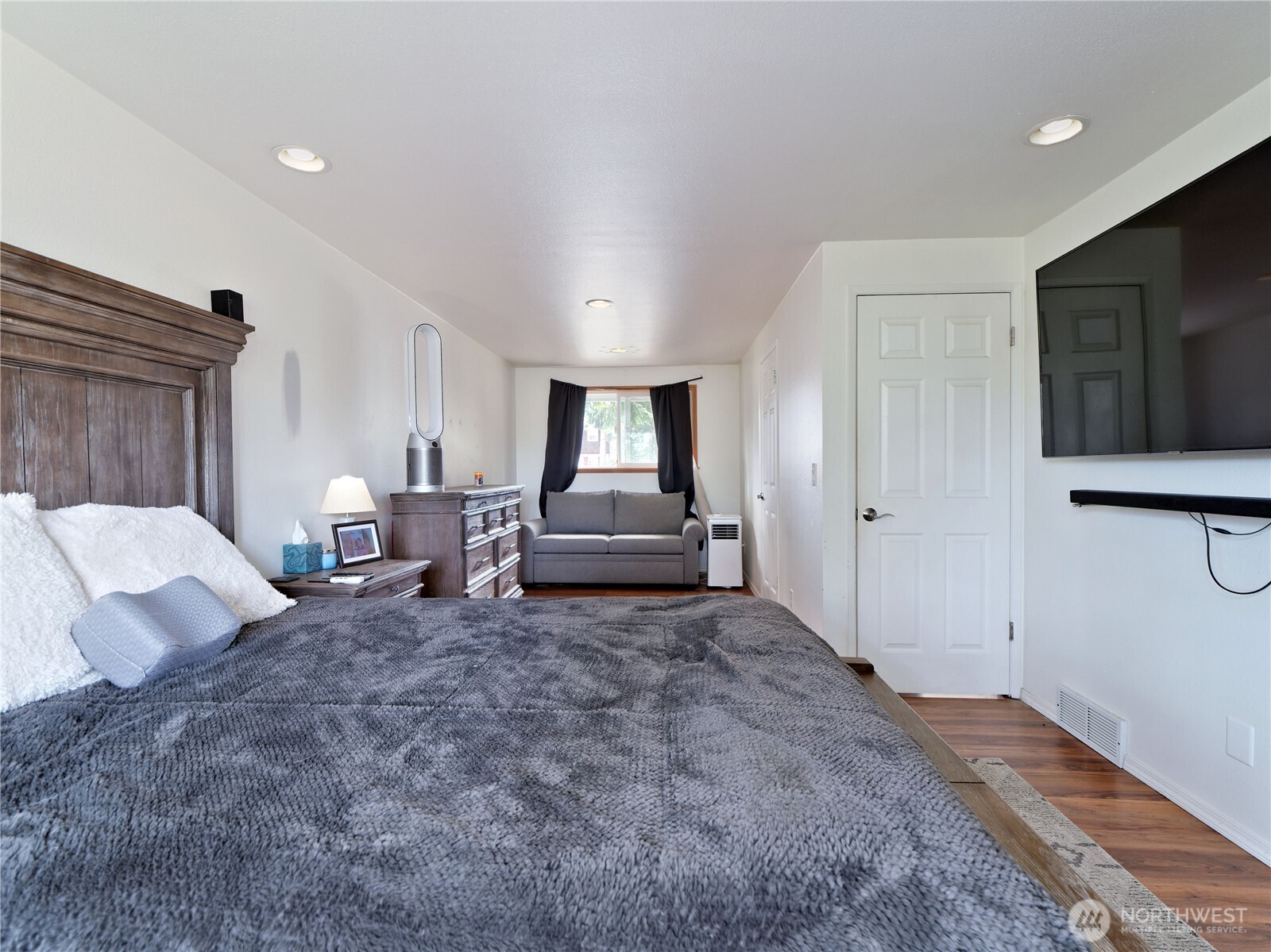 1074 Sw Castilian Drive Property Photo 14