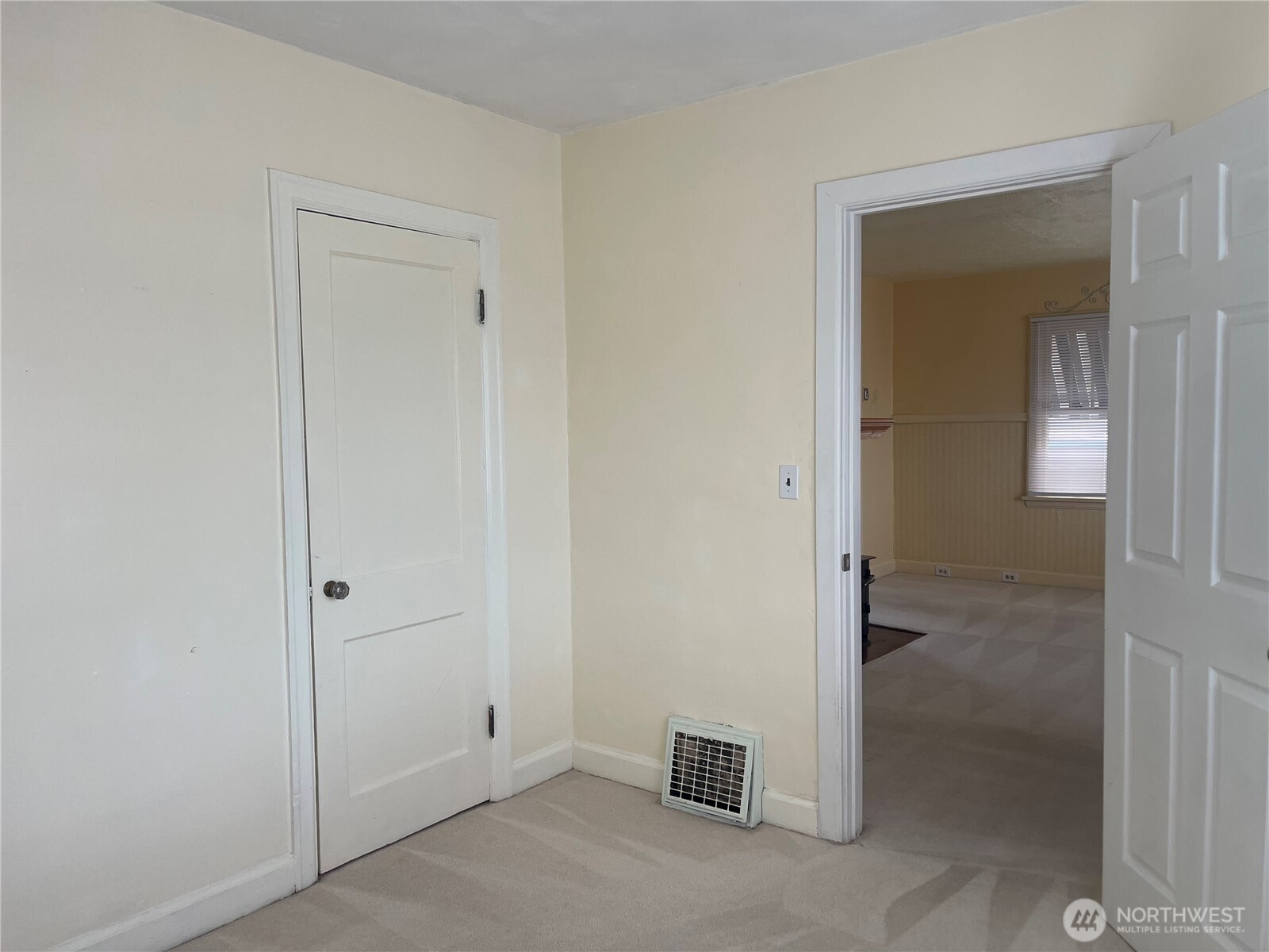 1111 Atwood Property Photo 18